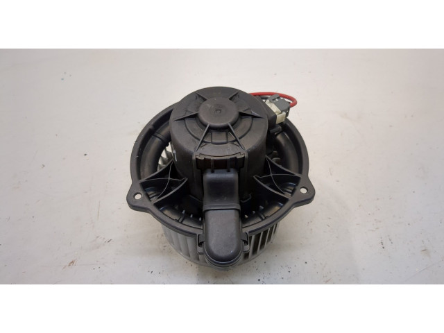 Моторчик печки KIA Ceed 2007-2012