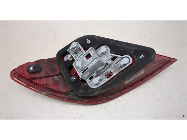 Задний фонарь          