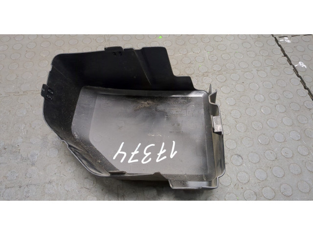 Крышка блока предохранителей  Volvo XC90 2002-2006      30741131   