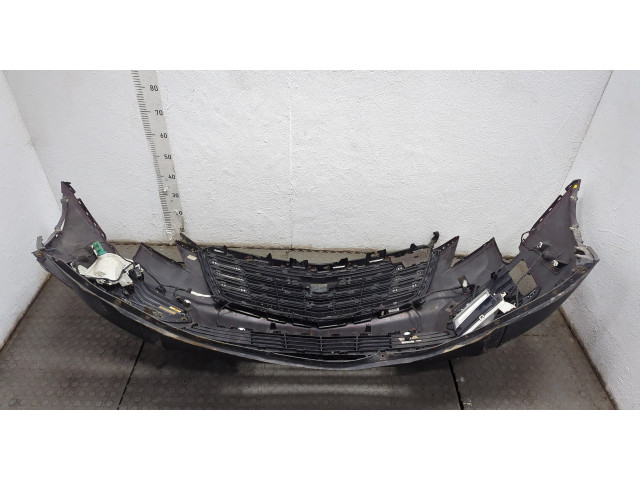 Бампер Cadillac XT5 2016-2019 передний 84204162