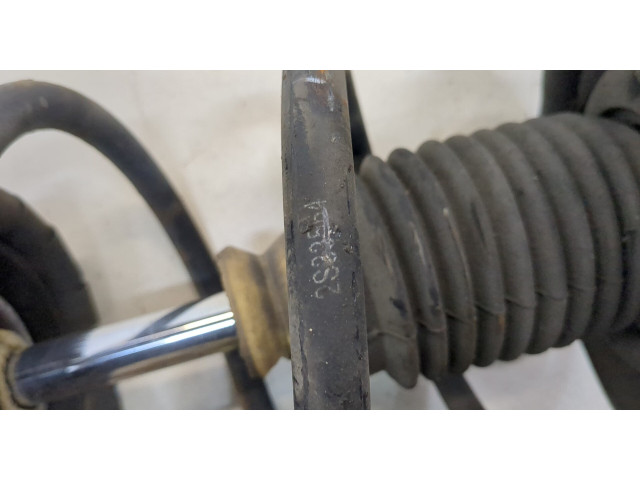 Стойка амортизатора Infiniti QX60 2013-2016