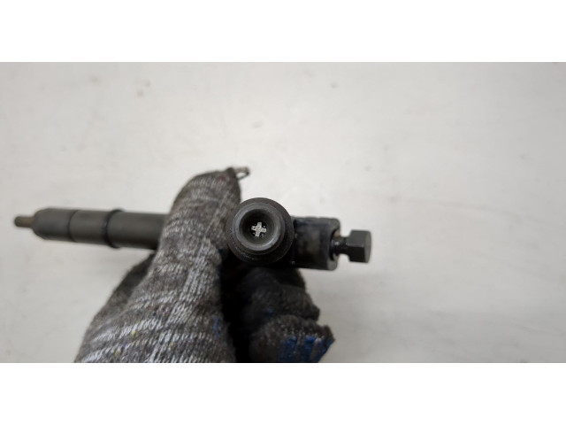 Форсунка топливная Opel Combo 2001-2011 821153, 98437712