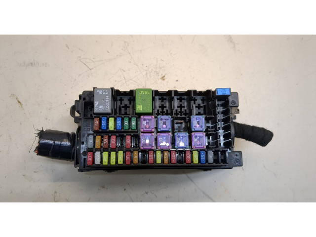 Блок предохранителей Buick Encore GX 2019-2024