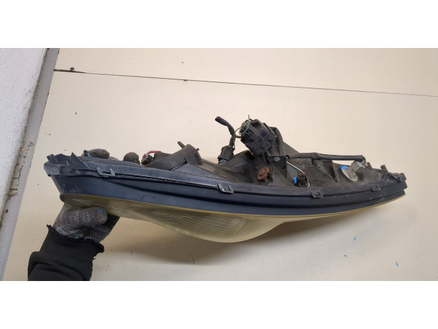 Фара передняя  Toyota Celica 1999-2005 правая 