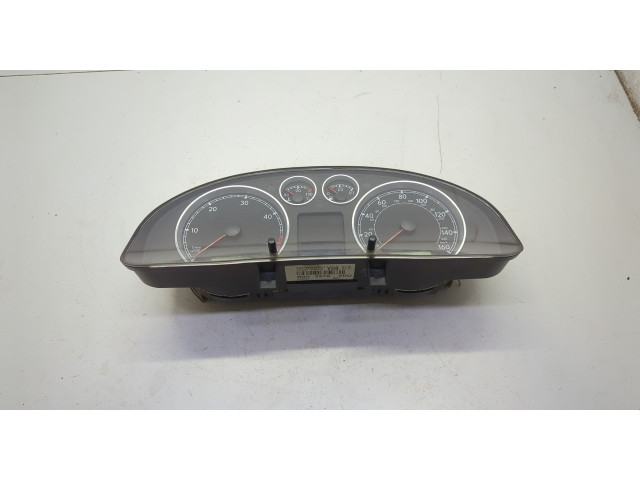 Панель приборов  Volkswagen Passat 5 2000-2005            
