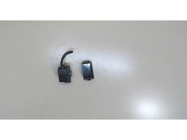 Блок реле  Ford Taurus 1995-1999          3