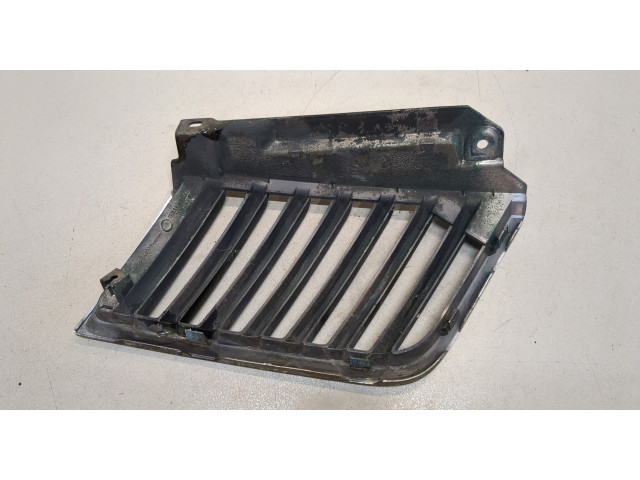 Решетка радиатора  Mitsubishi L200 2006-2015          