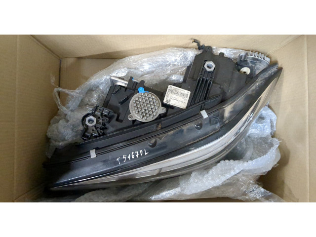 Фара передняя BMW 3 G20, G21 2018-2025 левая