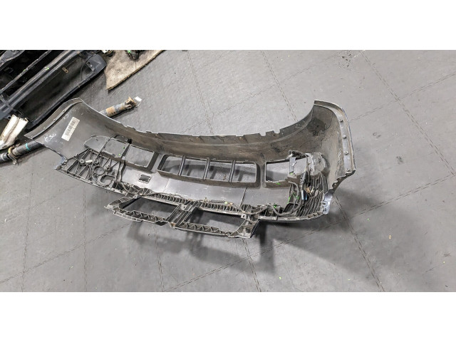 Бампер  Audi A4 (B6) 2000-2004 передний     8H0807105