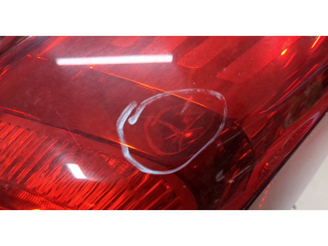 Задний фонарь          