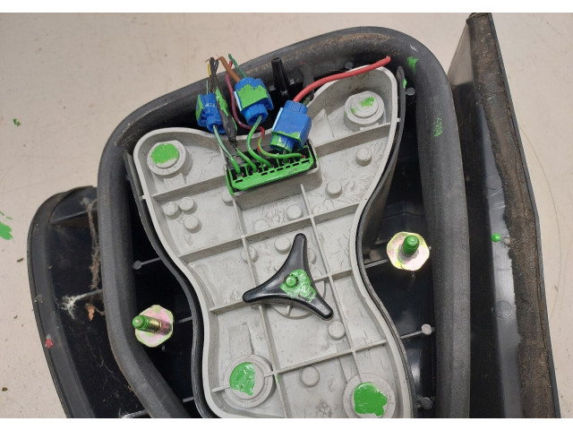 Задний фонарь MR179505 Mitsubishi Carisma