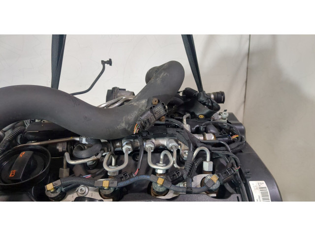 Клапанная крышка двигателя ДВС  Audi A4 (B8) 2011-2015   03L103469M   