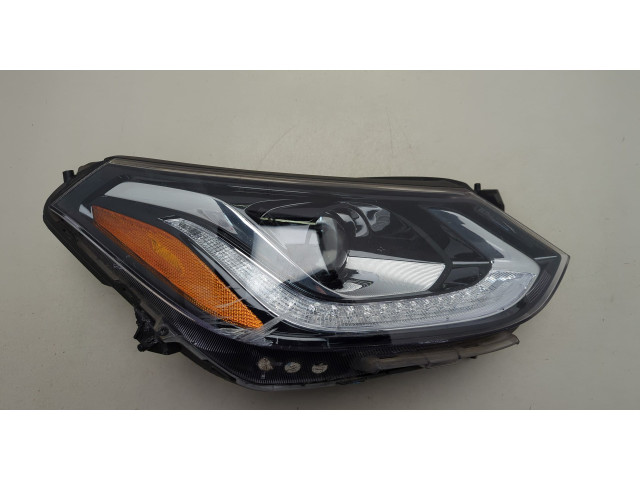 Фара передняя  Chevrolet Bolt 2016-2021 правая 