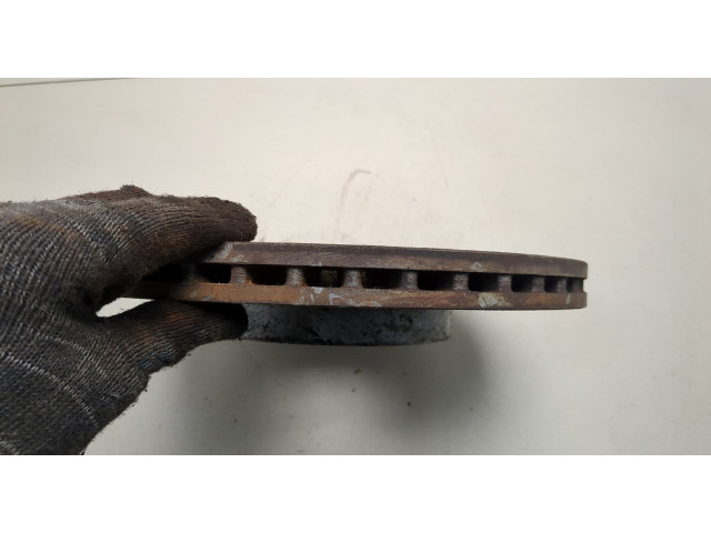 Диск тормозной Volkswagen Passat 6 2005-2010 передний 5Q0615301F