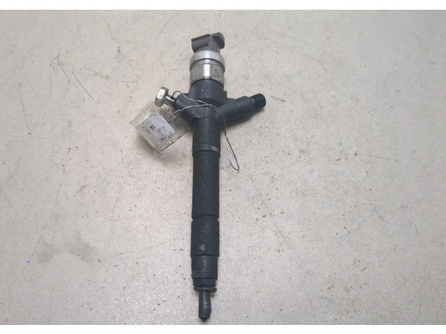 Форсунка топливная Mitsubishi L200 2006-2015 1465A041