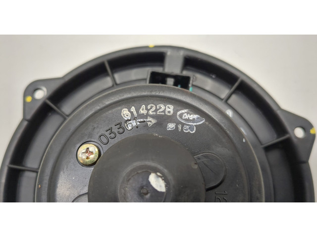 Моторчик печки SsangYong Rexton 2001-2007 6921008A30 6921008A30
