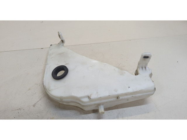 Бачок омывателя  Audi A6 (C7) 2011-2018    