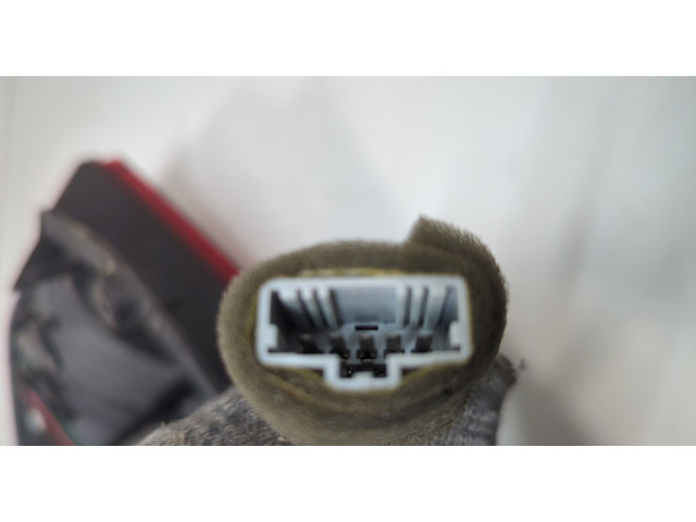 Задний фонарь          