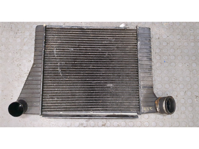 Интеркулер  Volvo 940 2.3  1317319    