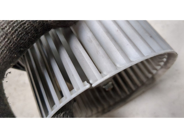 Моторчик печки Mitsubishi Outlander XL 2006-2012