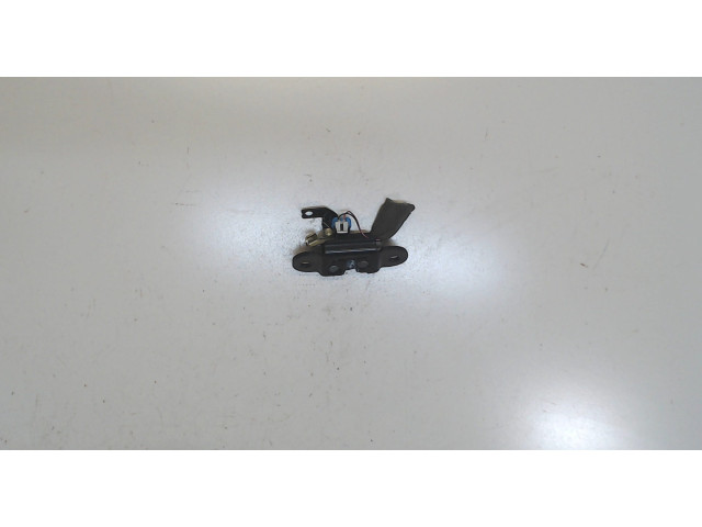 Замок багажника Chevrolet Tahoe 1999-2006