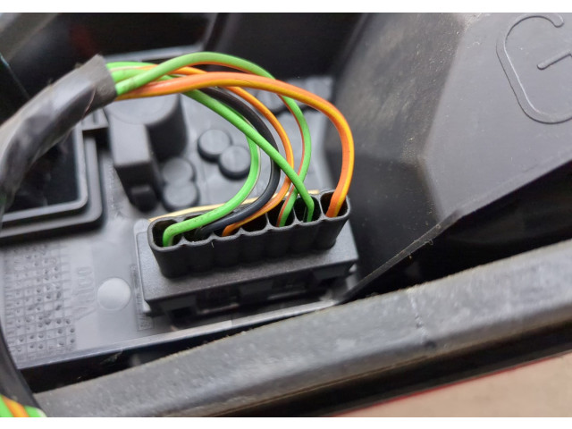 Задний фонарь          