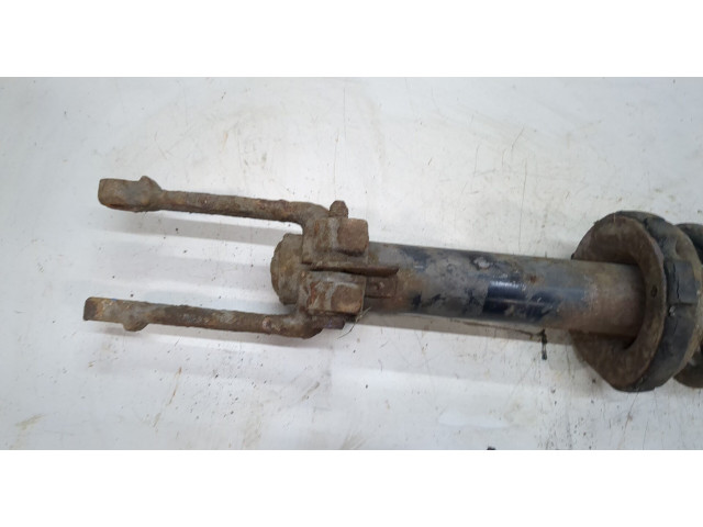 Стойка амортизатора  Jeep Grand Cherokee 2004-2010      