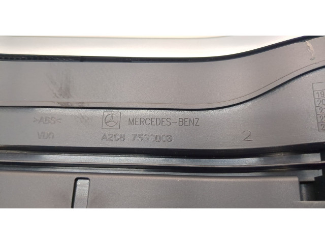 Панель приборов  Mercedes GLC X253 2015-2022            