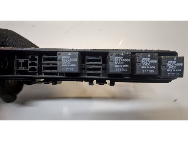 Блок реле Mitsubishi Galant 2004-2012