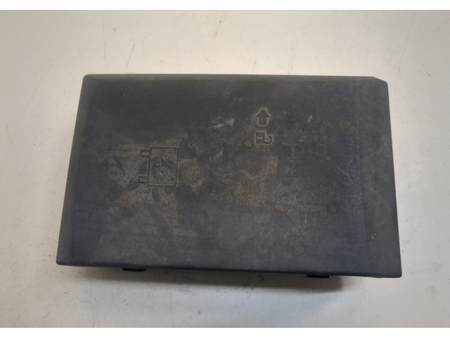 Крышка блока предохранителей Chevrolet Tahoe 2006-2014 25781337