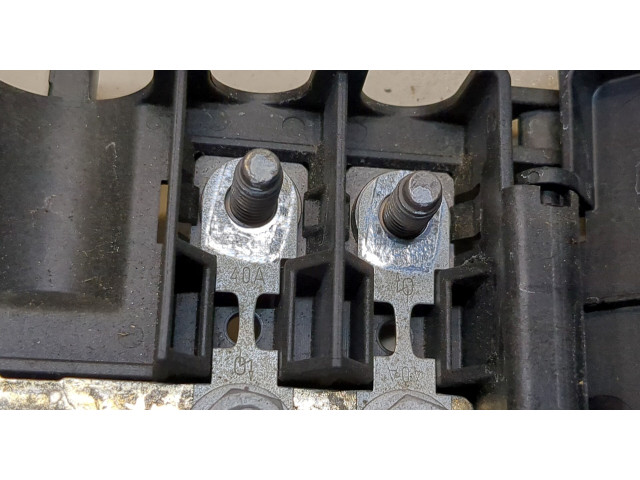 Блок предохранителей Audi A7 2010-2014