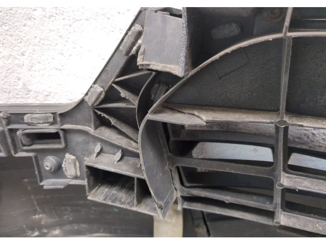 Бампер  Audi A6 (C7) 2011-2018 передний   4G0807065A, 4G0853651A