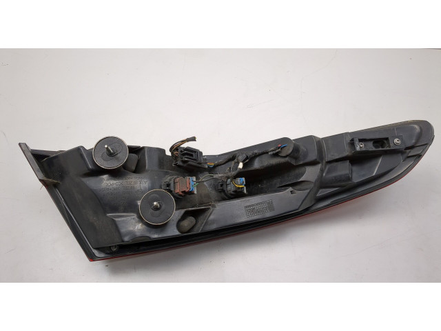 Задний фонарь 8X2313404BC