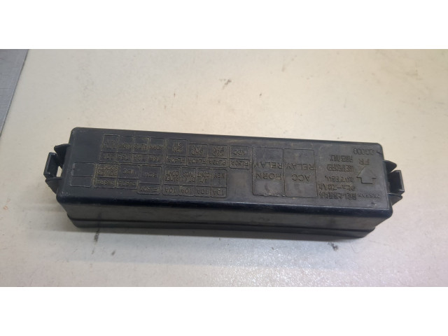 Крышка блока предохранителей Infiniti FX 2002-2009