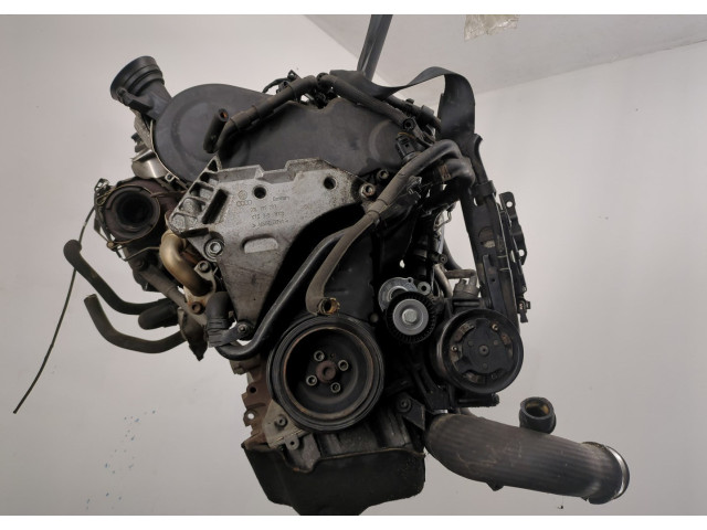 Форсунка топливная Volkswagen Golf 6 2009-2012