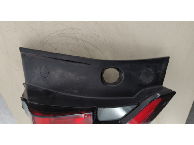 Задний фонарь          