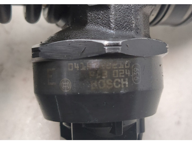 Форсунка топливная  Volkswagen Touareg 2002-2007    07Z130073F     