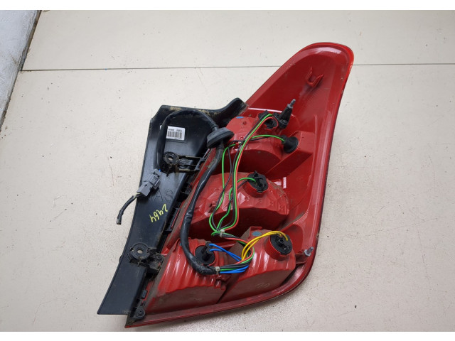 Задний фонарь