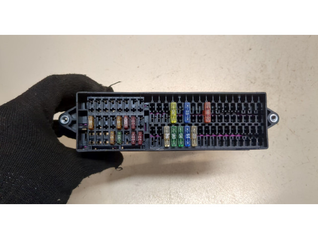 Блок предохранителей Volkswagen Golf Plus 1.4