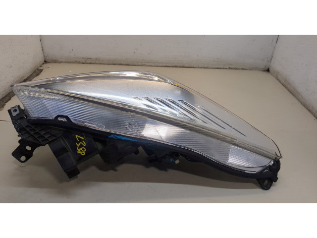 Фара передняя  Ford Escape 2015-2019 правая 