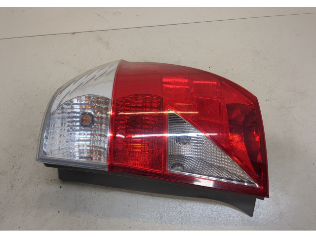 Задний фонарь