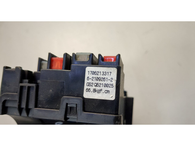 Блок предохранителей Buick Encore 2016-2022 1706213317