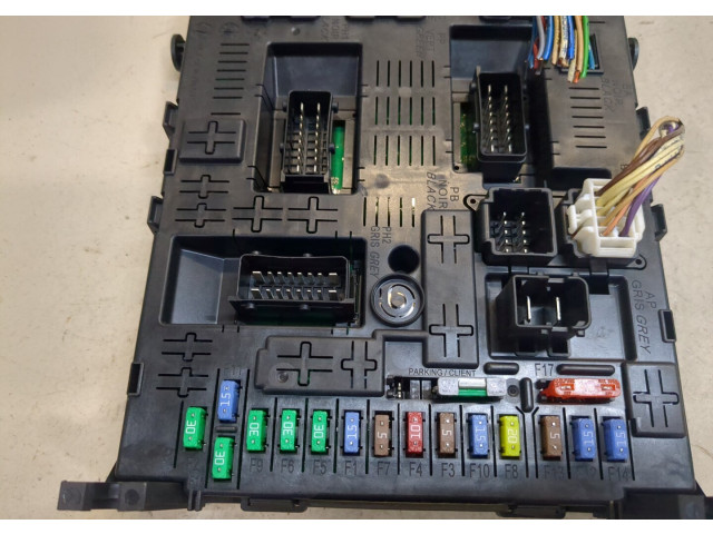 Блок BSI  Peugeot 5008 2009-2016         