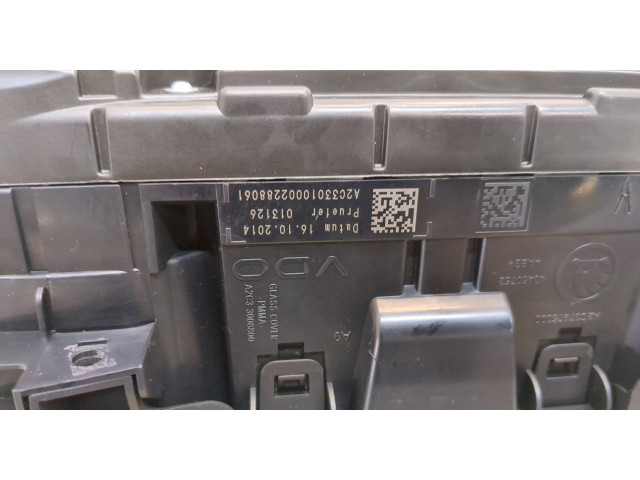 Панель приборов Skoda Octavia (A7) 2013-2023 5E0920946