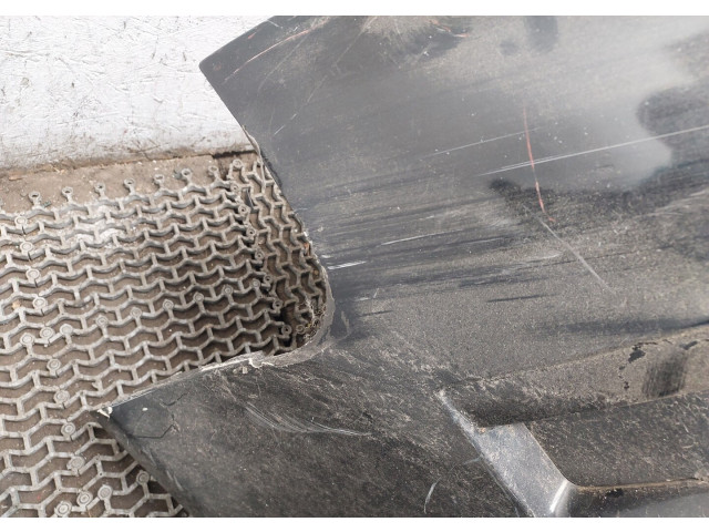 Бампер  Audi A4 (B7) 2005-2007 передний     8E0807105