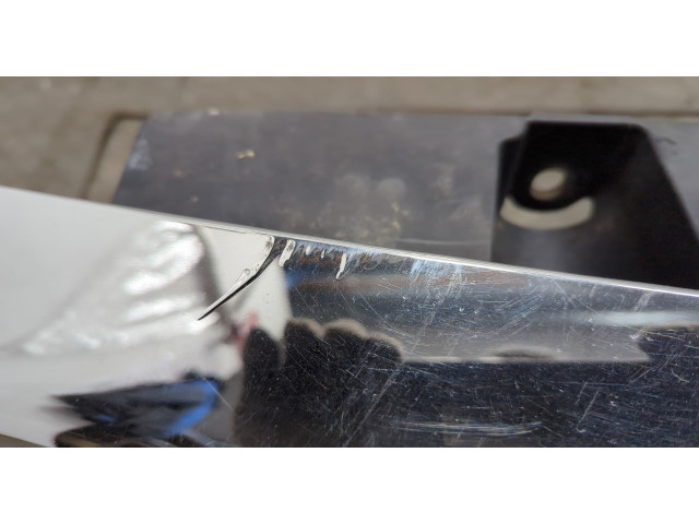 Решетка радиатора Hummer H3