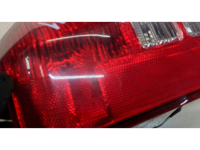 Задний фонарь