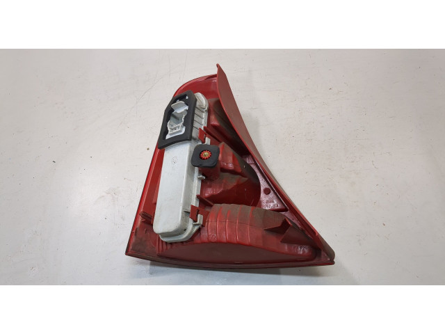 Задний фонарь          