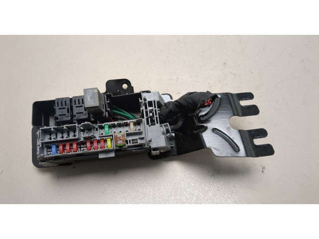 Блок предохранителей  GMC Terrain 2017-2024      22923945   