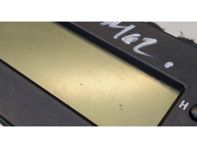 Дисплей бортового компьютера Mitsubishi Endeavor